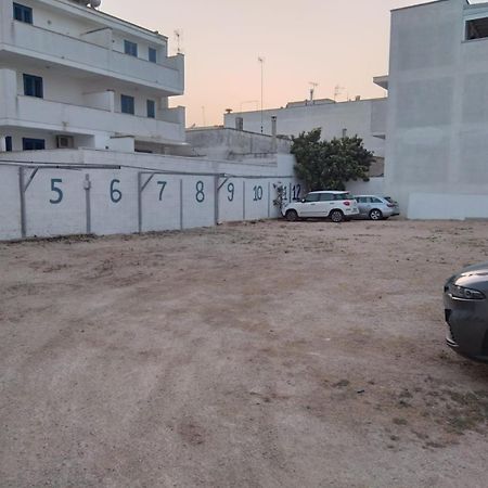 Case Vacanza Via Mozart Porto Cesareo Exterior photo